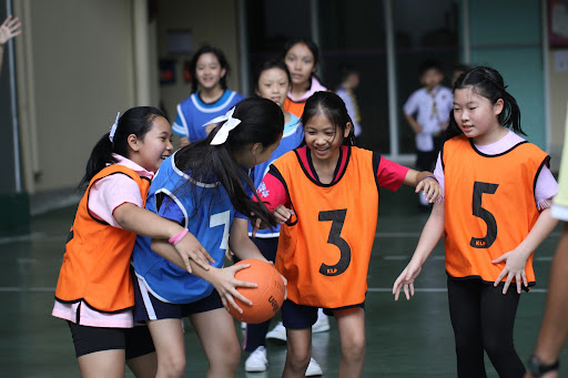 แชร์บอล (Share ball)